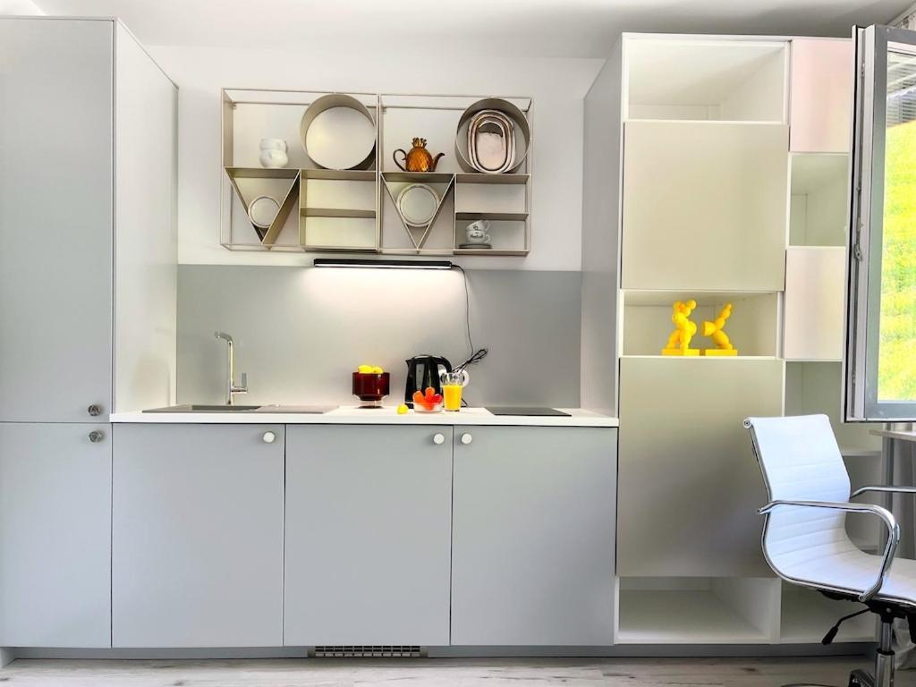 Cozy At Park Near City-center +netflix +wifi * Warszawa