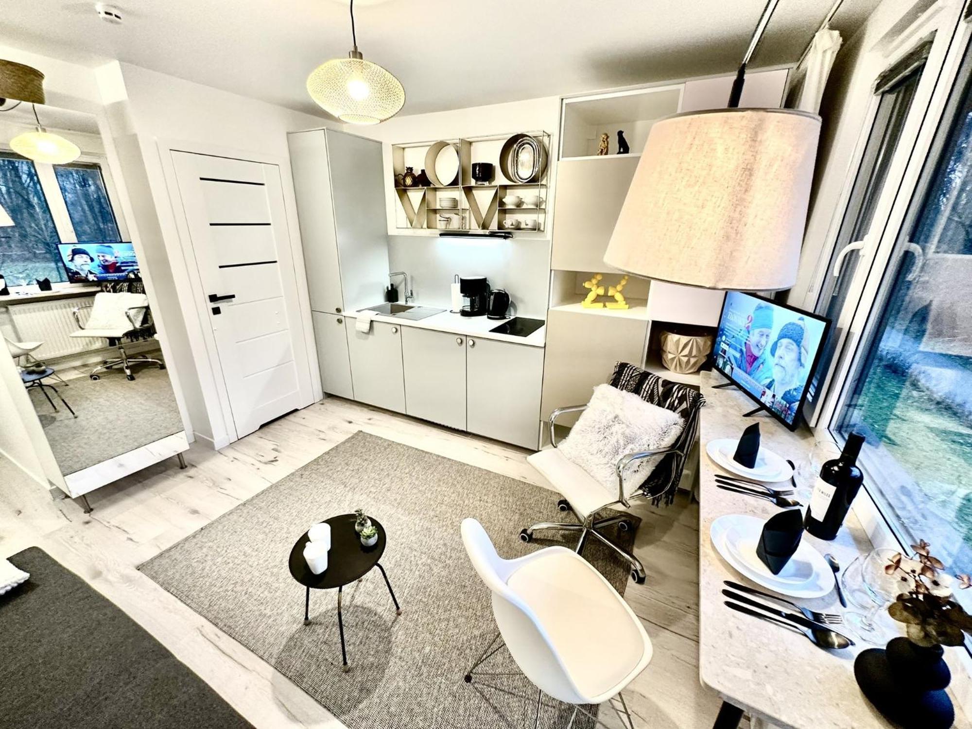 Cozy At Park Near City-center +netflix +wifi Apartament Warszawa